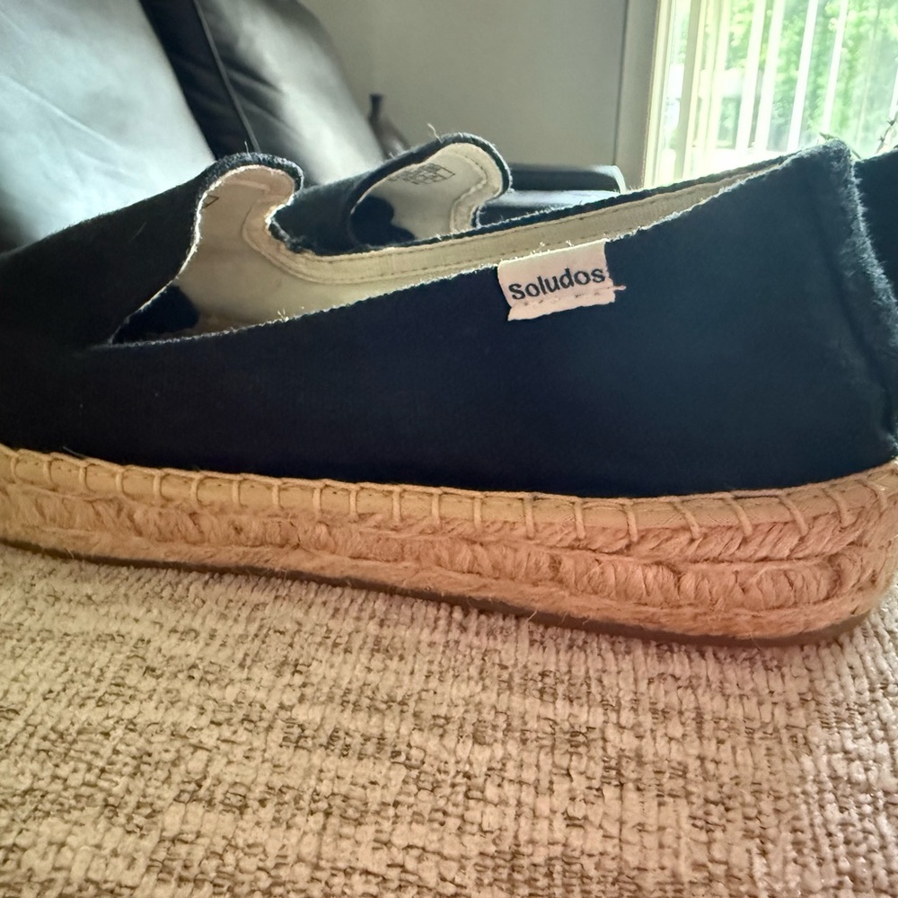 Soludos Black and Tan Moccasins - Picture 5 of 9